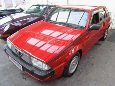 Модель 1:43 Alfa Romeo 75 V6 (America) (KIT)