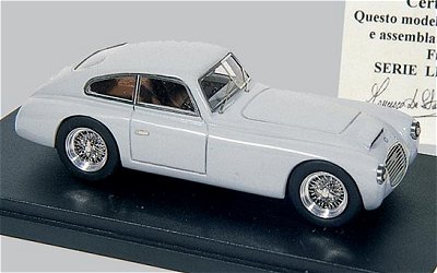 Модель 1:43 Alfa Romeo 6c 2500 Nardi Danese 2a Serie - street grey