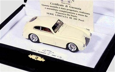 Модель 1:43 Alfa Romeo 6c 3000 C 50 - cream met