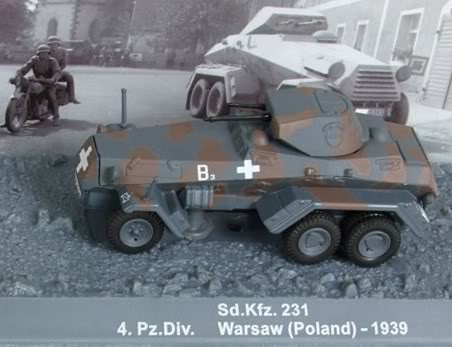 sd.kfz. 231 schwerer panzerspahwagen 6 rad 4 pz.div. warsaw (poland) 1939 AM-93 Модель 1:72