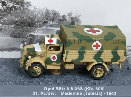Модель 1:72 Opel Blitz 3.6 - 36S (Kfz. 305) 21 Pz.Div. Ambulance Tunis