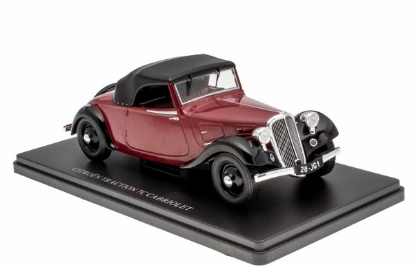 Модель 1:24 Citroen Traction 7c Avant Cabriolet Soft-Top Closed 1934 (Copper Black)