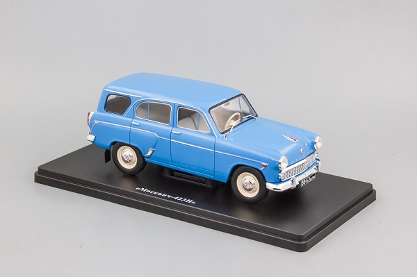 Модель 1:24 МОСКВИЧ 423Н, «Легендарные советские Автомобили» №81, голубой