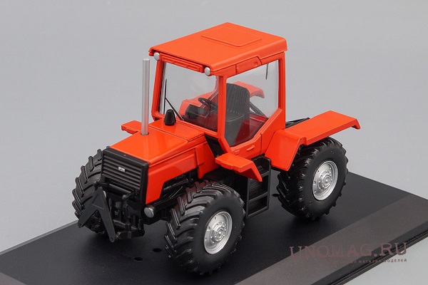 ЛТЗ-155, Тракторы 30, красный TRC030 Модель 1:43