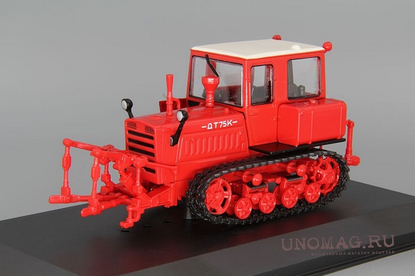 Модель 1:43 ДТ-75К, Тракторы 83, красный