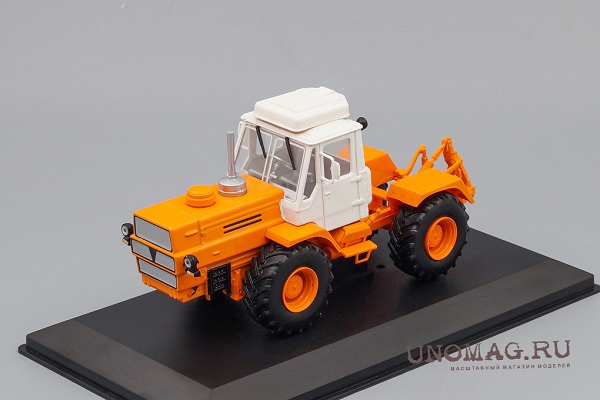 Модель 1:43 Т-150К (первого поколения), Тракторы 92, оранжевый / белый