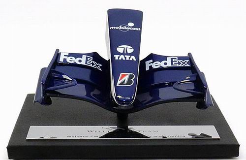 Модель 1:12 Williams FW28 Nosecone (Mark Webber - Nico Rosberg)