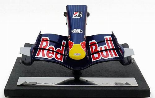 Модель 1:12 Red Bull RB3 Nosecone (Mark Webber - Coulthard)