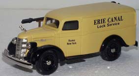 mack ed panel truck «erie canal lock service» AHC93-1 Модель 1:43