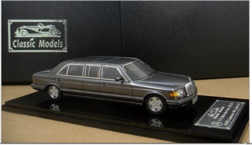 mercedes-benz 560 sel 4-door stretch limousine - perla grigio CLM-025D Модель 1:43