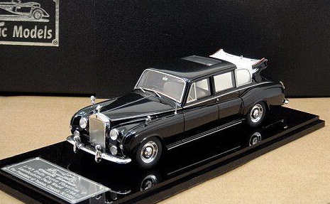 Модель 1:43 Rolls-Royce Phantom V Landaulette Park Ward Ch.№5BV7 - black