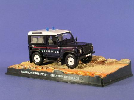 land rover defender (carabinieri) - james bond 007 «quantum of solace» JB65 Модель 1:43