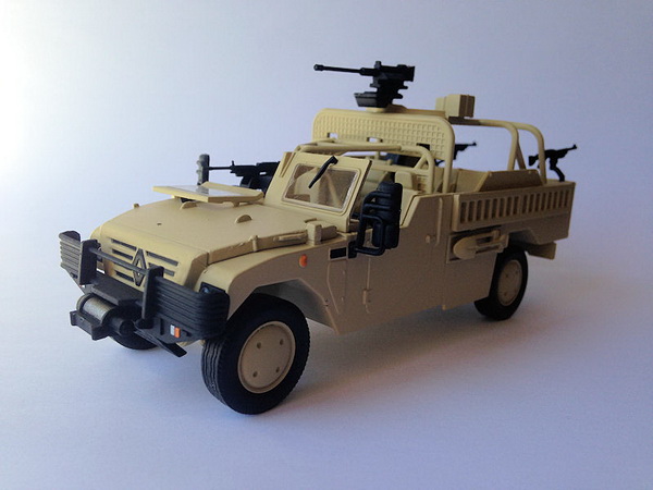 renault sherpa light tactical vehicle 4х4 2440401 Модель 1:43