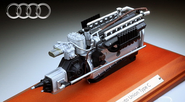 Модель 1:18 Auto Union Typ C V16 Engine