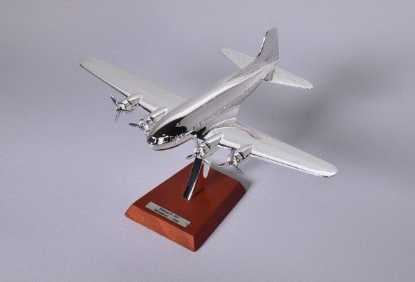 Модель 1:200 Boeing B-307 