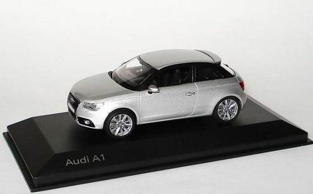Модель 1:43 Audi A1 - silver