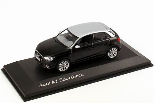 Модель 1:43 Audi A1 Sportback - phantom black/silver