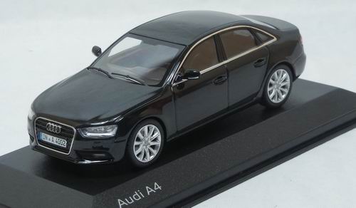 Модель 1:43 Audi A4 (B8) (facelift) - phantom black