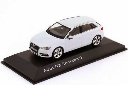Модель 1:43 Audi A3 Sportback (8V) - white