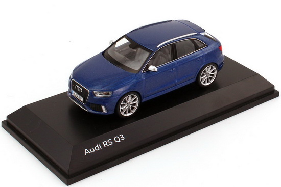 Модель 1:43 Audi RS Q3 - Sepang Blue