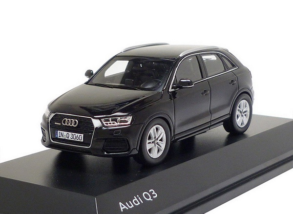 Audi Q3 - Black