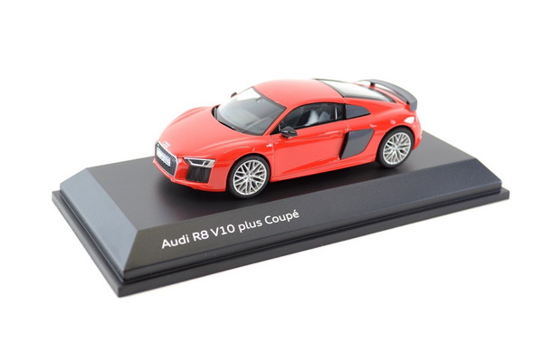 Audi R8 V10 Plus Coupe - red