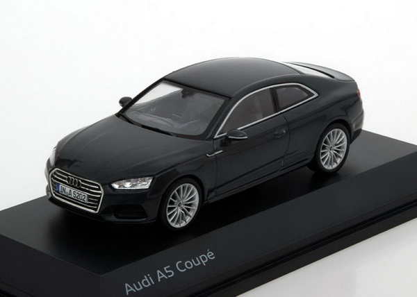 Audi A5 Coupe - antrazit