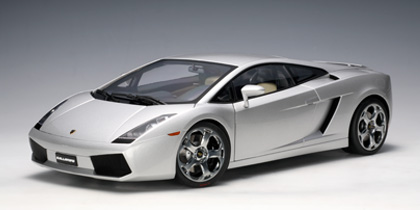 Модель 1:12 Lamborghini Gallardo - silver met