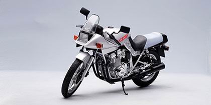 Модель 1:12 Suzuki GSX 1100S Katana - silver
