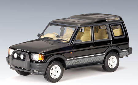 Модель 1:43 Land Rover Discovery V8 - black