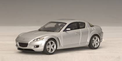 Модель 1:43 Mazda RX-8 (SUNLIGHT SILVER) (LHD)