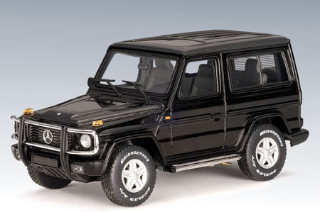Модель 1:43 Mercedes-Benz G-Wagon SWB - black