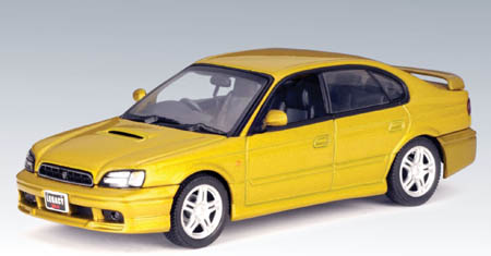 Модель 1:43 Subaru Legacy B4 - gold