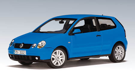 Модель 1:43 Volkswagen Polo - summer blue