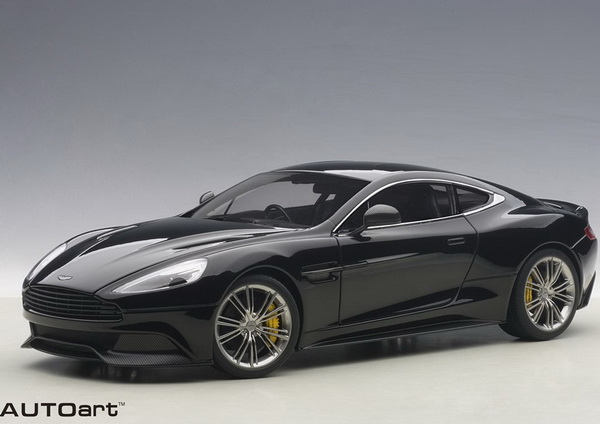 Модель 1:18 Aston Martin Vanquish 2015 (onyx black)