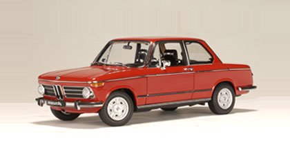 Модель 1:18 BMW 2002tii - granada red