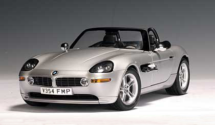 Модель 1:18 BMW Z8 roadster (E52) James Bond 007 «The World Is Not Enough»