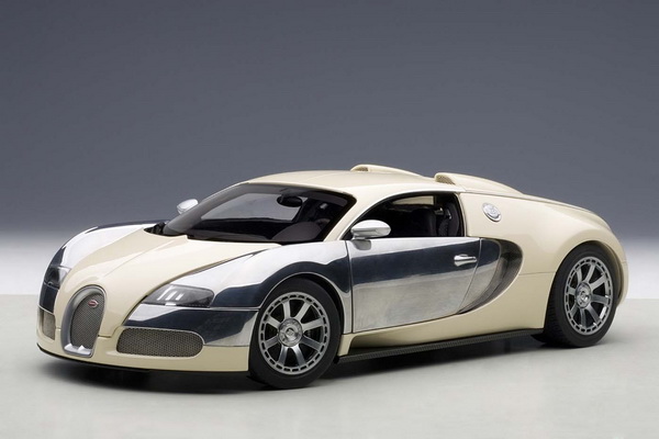 Модель 1:18 Bugatti EB Veyron 16.4 L'Edition Centenaire (White/Hermann Zu Leiningen)