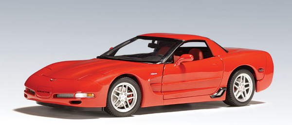 Модель 1:18 Chevrolet Corvette Z06 - Torch Red