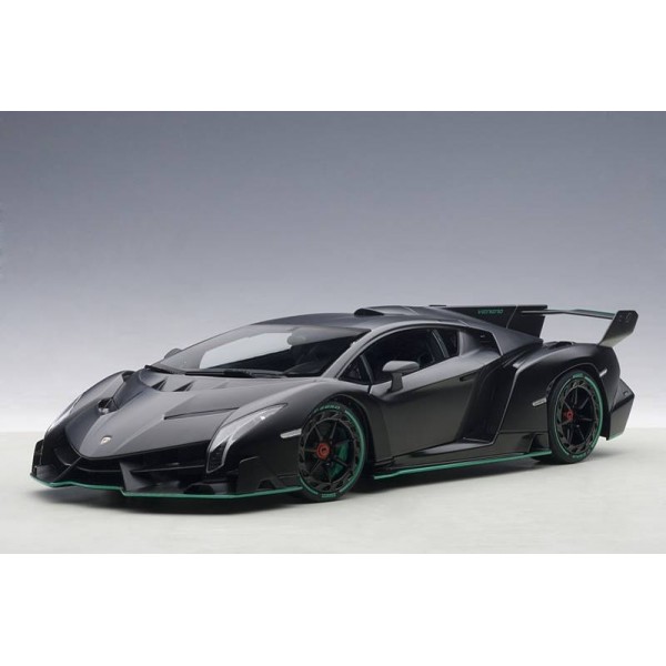 Модель 1:18 Lamborghini Veneno - matt black