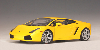 Модель 1:18 Lamborghini Gallardo - yellow met