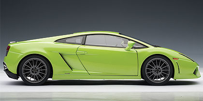 Модель 1:18 Lamborghini Gallardo LP 550-2 «Valentino Balboni» - green (white/gold stripe)