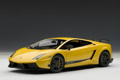Модель 1:18 Lamborghini Gallardo LP 570-4 Superleggera - yellow met