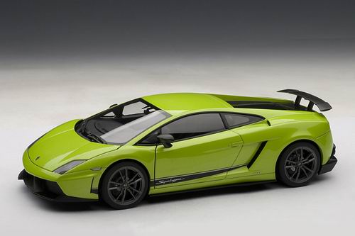 Модель 1:18 Lamborghini Gallardo LP 570-4 Superleggera - green