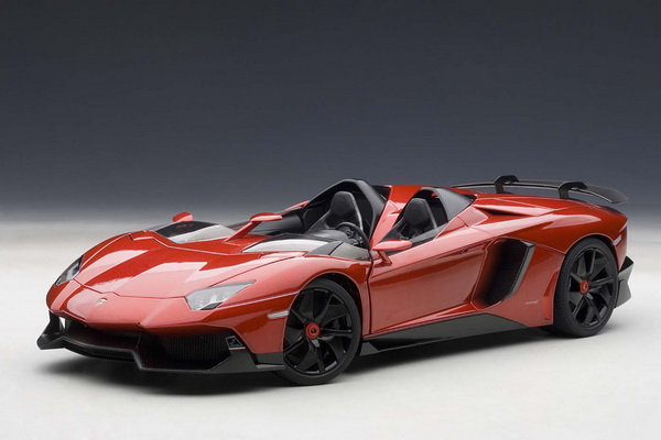 Модель 1:18 Lamborghini Aventador J - red met