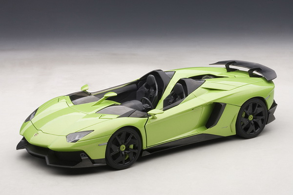 Модель 1:18 Lamborghini Aventador J - verde ithaca/green met