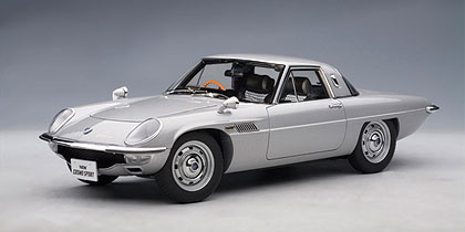 Модель 1:18 Mazda Cosmo Sport - silver