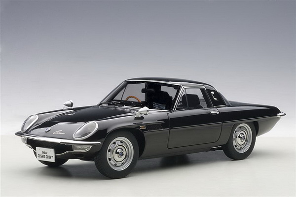 Модель 1:18 Mazda Cosmo Sport (black)