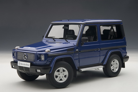 Модель 1:18 Mercedes-Benz G-MODEL G500 90~S SWB (BLUE)