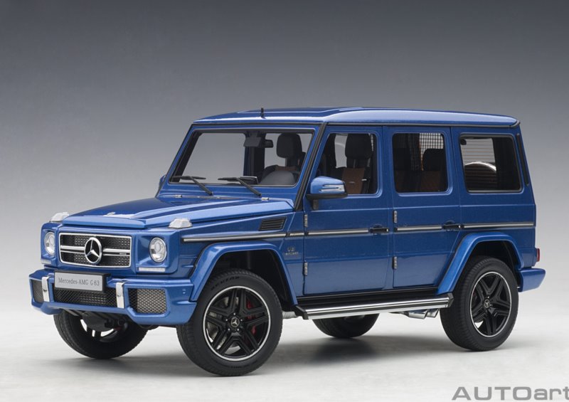 Модель 1:18 Mercedes-AMG G63 - blue